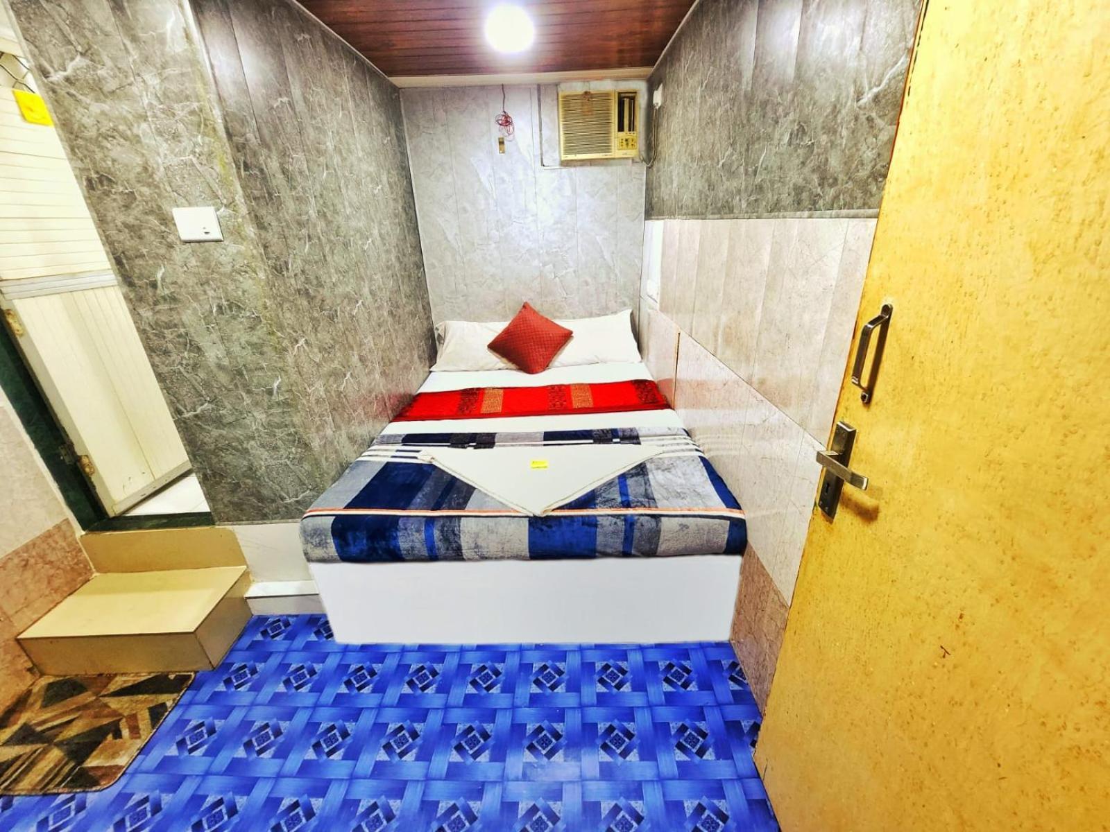 Amaan Hotel มุมไบ ภายนอก รูปภาพ